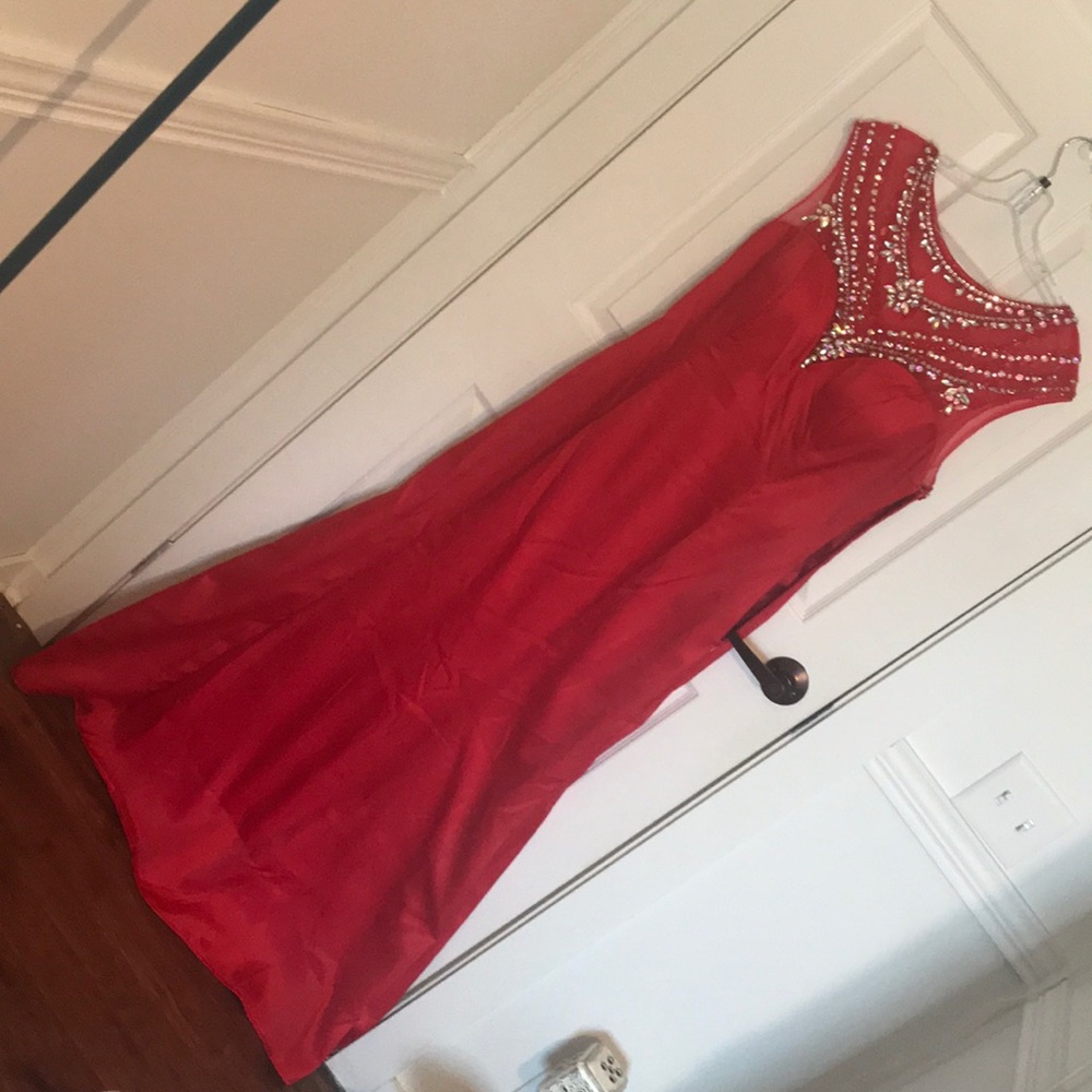Red prom dress